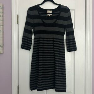 Pink Rose sweater dress, size XL. Looks small but is stretchy soft sweater.